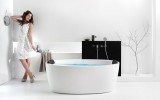 Aquatica Purescape 174A Wht Relax Air Massage Bathtub with girl 02 web (web)