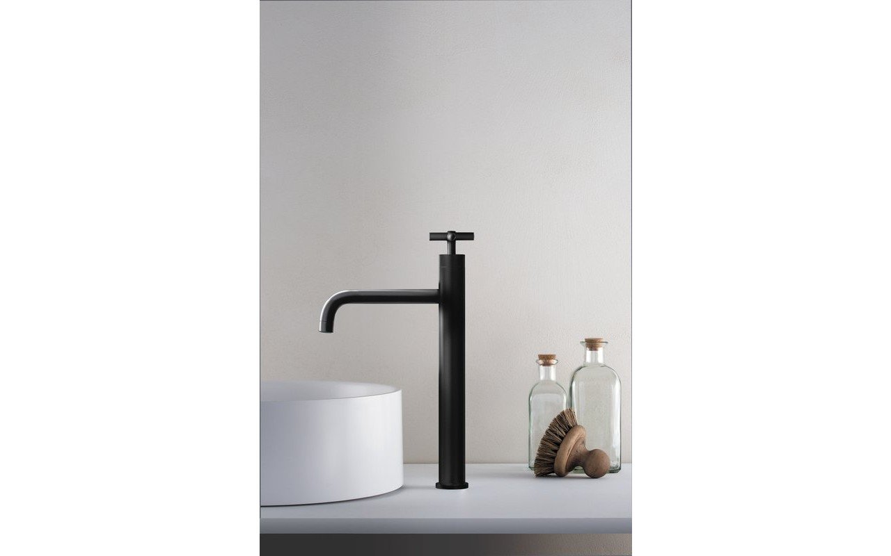 Aquatica Celine 10" Sink Faucet (SKU-222) – Black Matte picture № 0