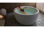 Aquatica pamela wht spa jetted bathtub web 22 700