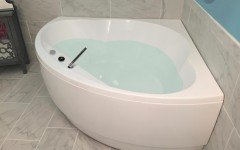 Cleopatra wht corner acrylic bathtub by Aquatica 01 1 (web)