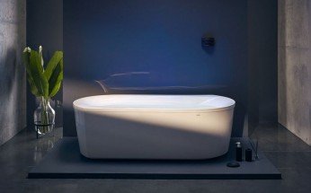 Aquatica Purescape 107 Wht Freestanding Acrylic Bathtub 03 1280x720 (web)