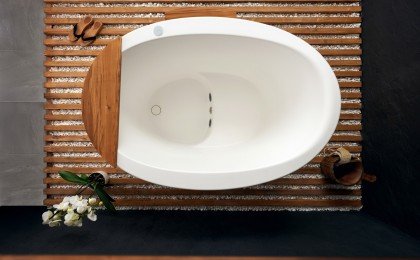 Aquatica true ofuro tranquility freestanding solid surface bathtub web 08