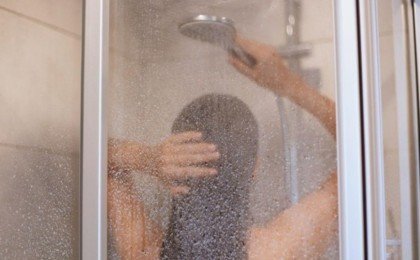 do sliding shower doors leak Picture1 1280x720
